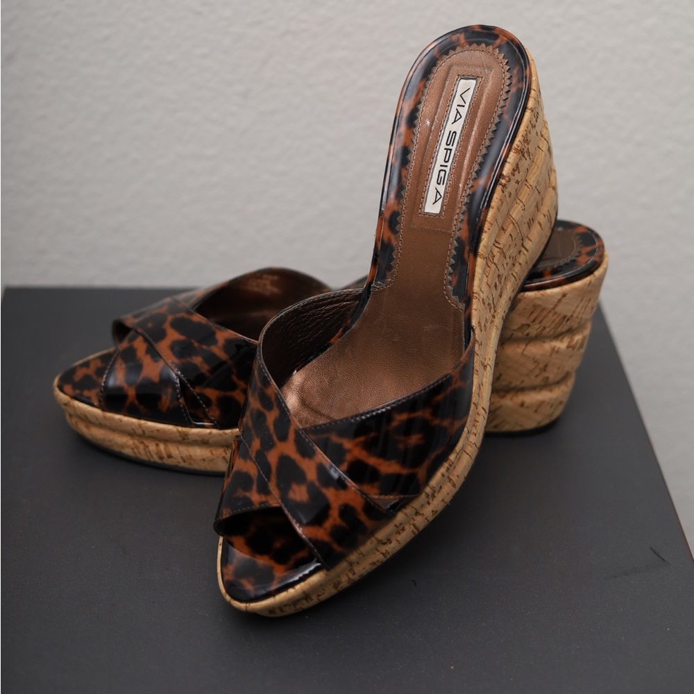 Via Spiga Platform Sandals Wedge Leopard Patent Leather Womens US 9.5